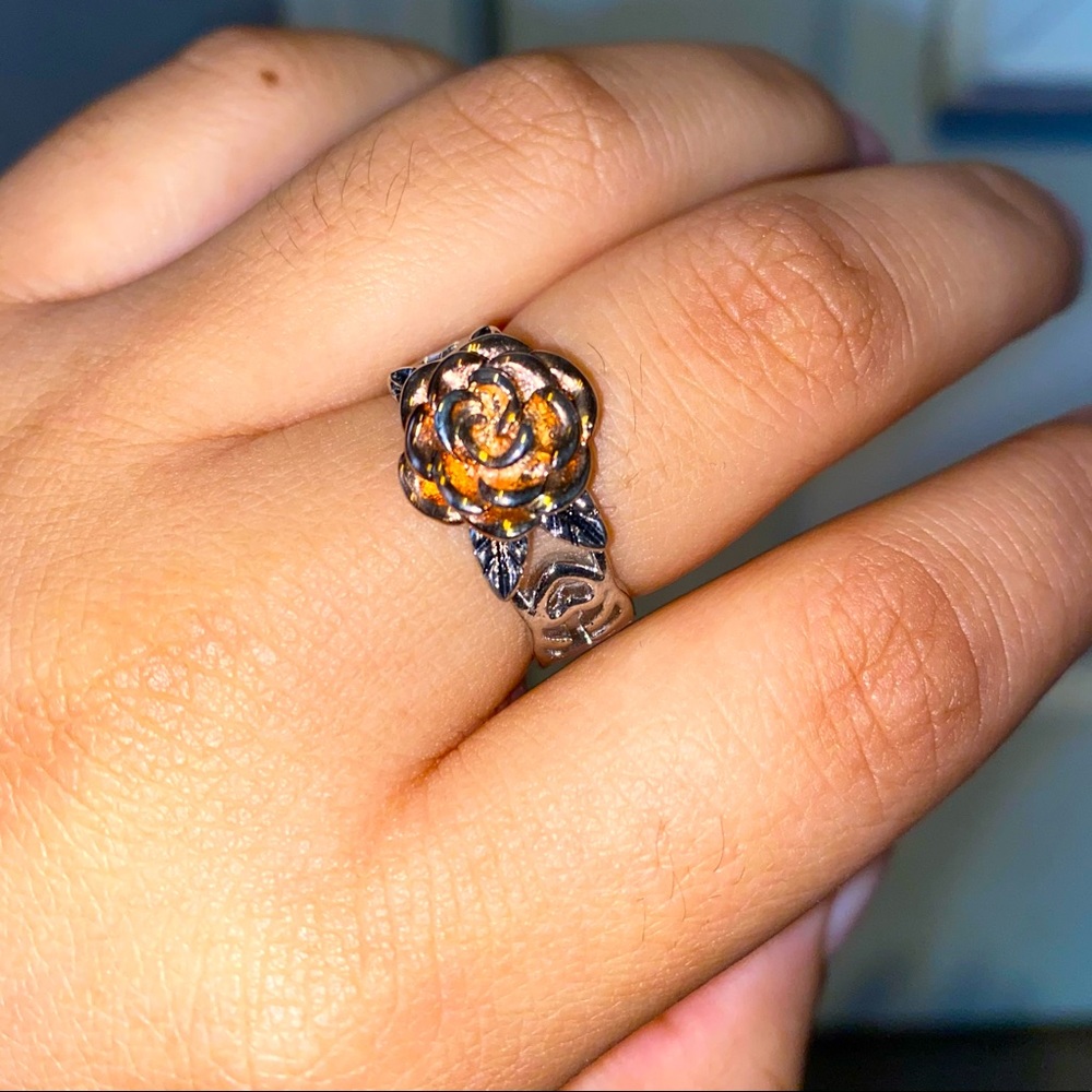Flower ring